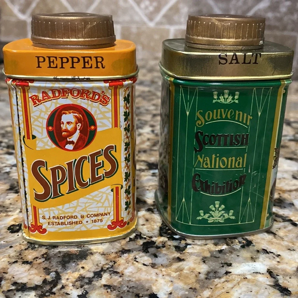 VINTAGE Novelty LIKE NEW Radford Spices Steamship Brand Salt & Pepper Tin Shaker